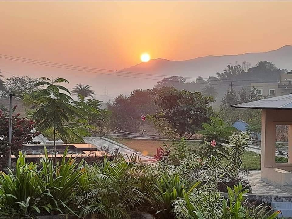 Royal Meadows - Igatpuri Bungalow B Esterno foto